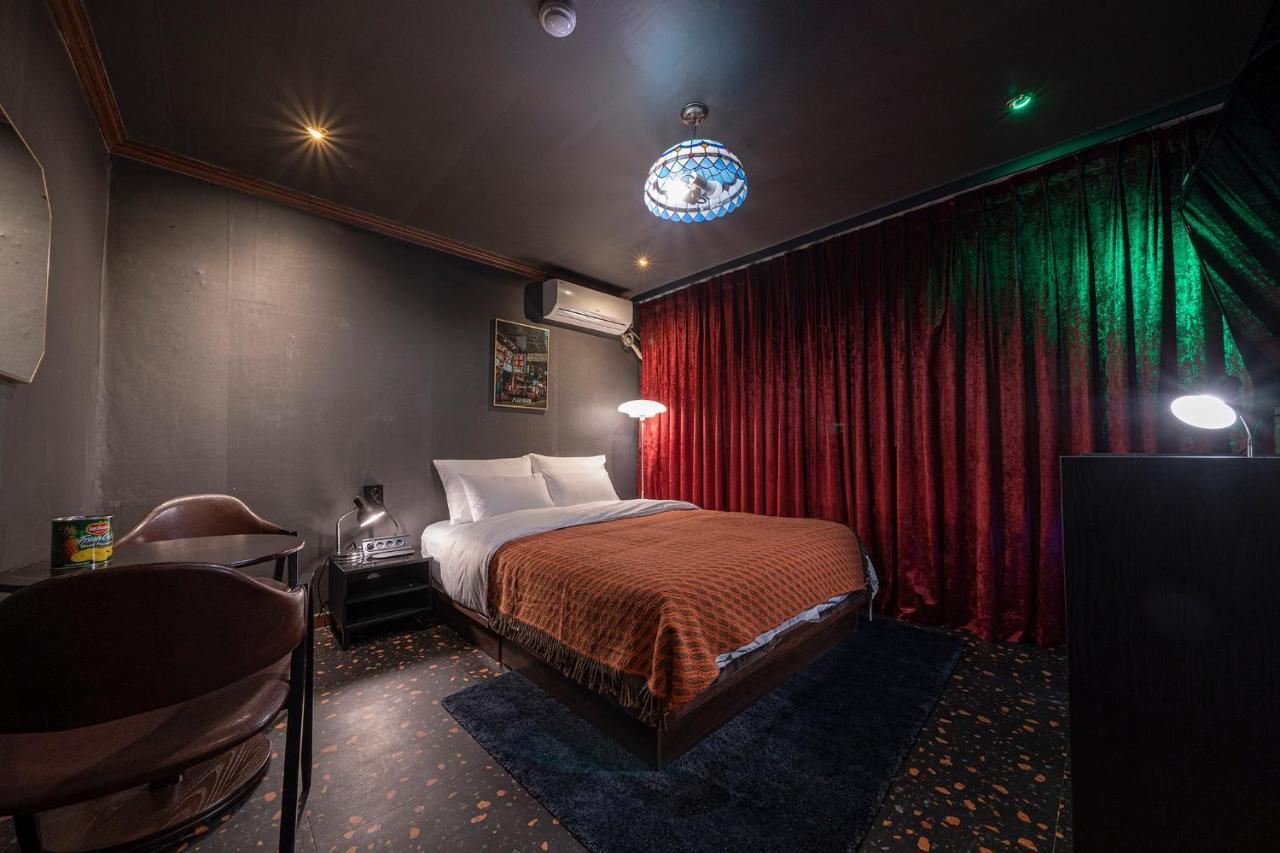 Shourin Hotel Cheonan By Aank Екстериор снимка